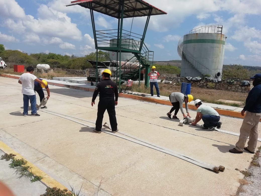 Capacitan a elementos de SSP sobre combate de incendios