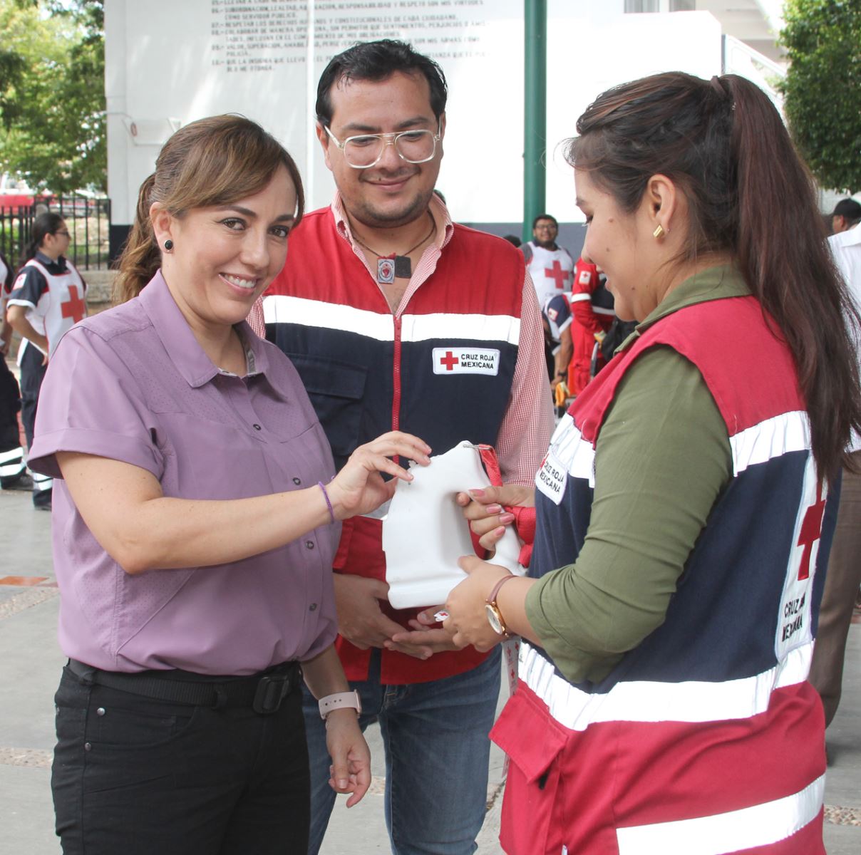SSyPC y Cruz Roja Mexicana llevan Feria de Salud al Instituto de Formación Policial