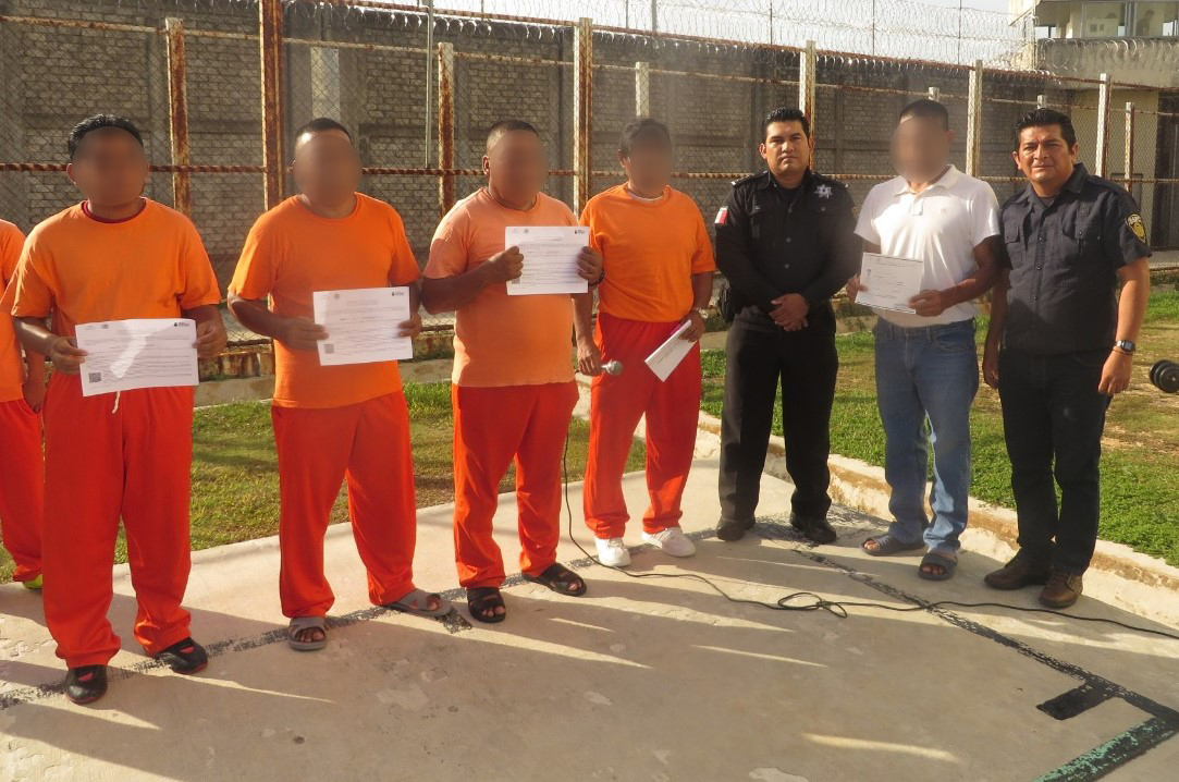 CULMINAN SUS ESTUDIOS 38 PERSONAS PRIVADAS DE SU LIBERTAD