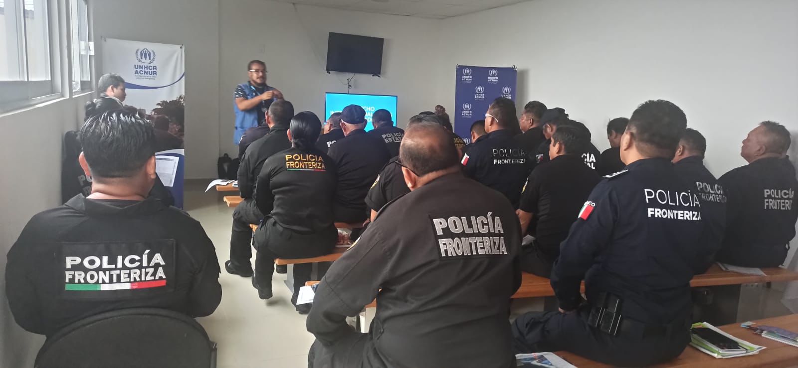 ACNUR capacita a policías estatales en Derecho Internacional de Refugiados