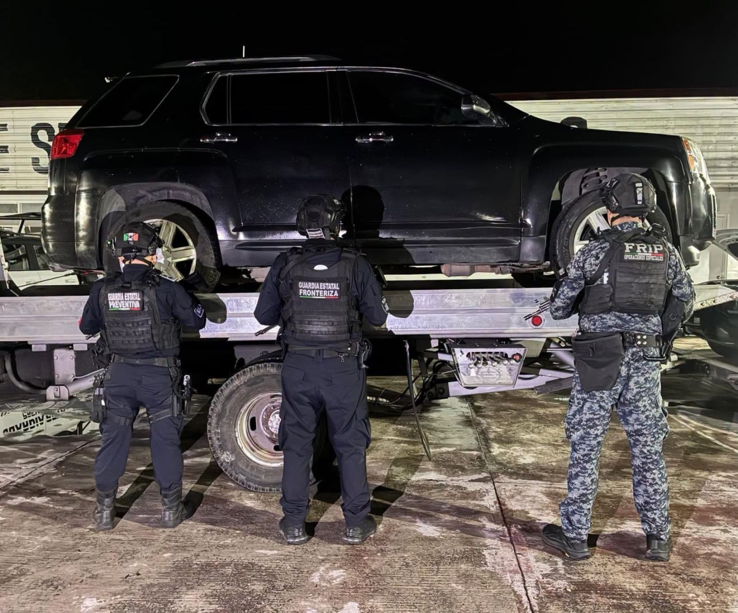 Asegura SSP vehículo en aparente estado de abandono en Tapachula