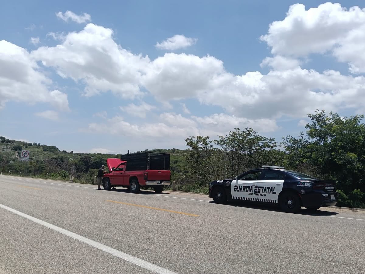 Fortalece Guardia Estatal de Caminos el Operativo Carreteras Seguras 