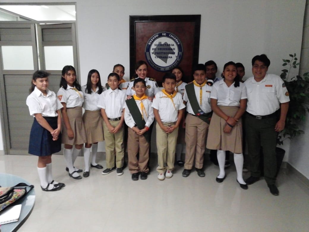 Recibe titular de SSP a niñas y niños del Club de Conquistadores "Sión"