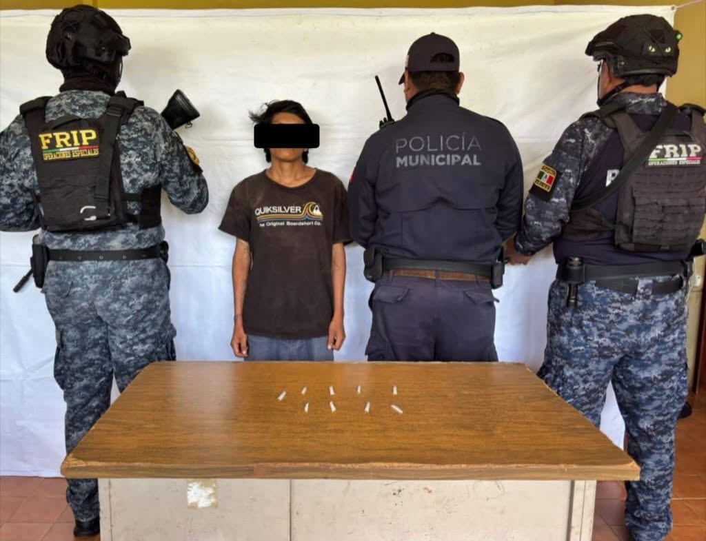 SSP detiene a masculino como presunto responsable de delitos contra la salud en Huixtla