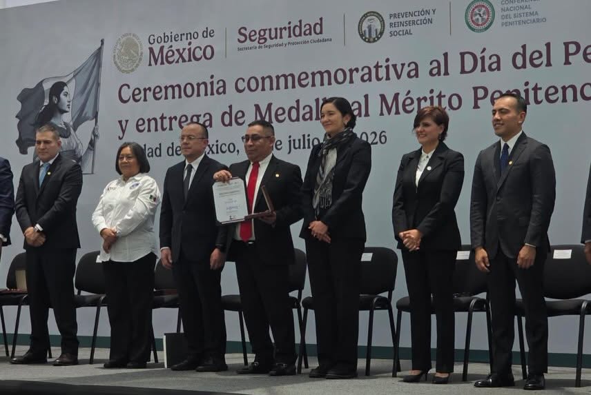 Entregan Medalla al Mérito Penitenciario 2026, a titular de la SESPyMS  