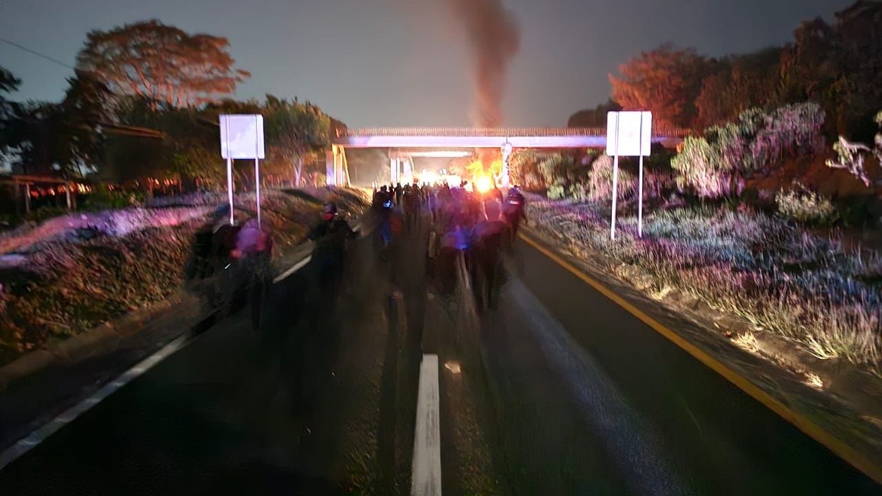 Restablece SSyPC libre tránsito en Carretera Costera