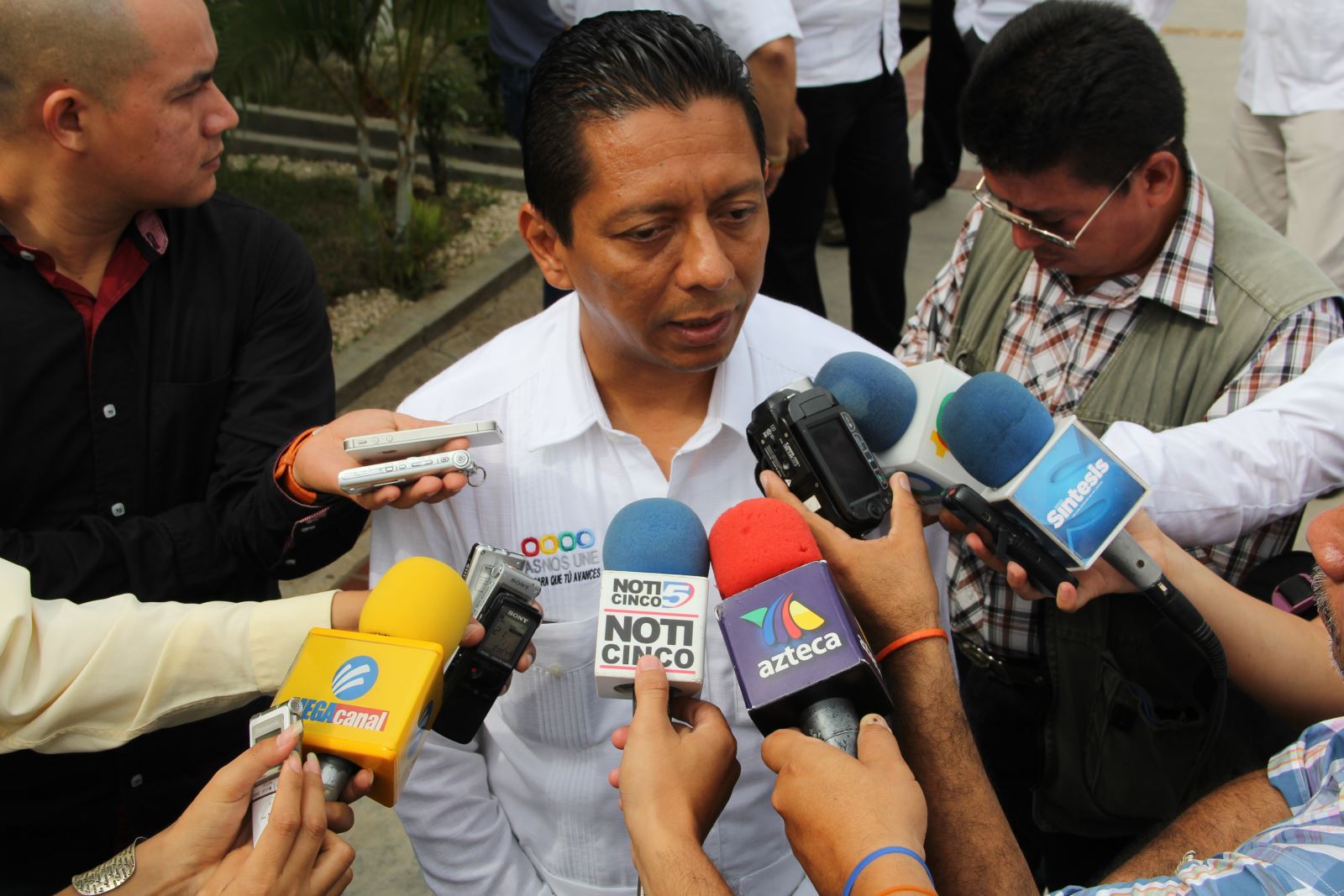 Titular SSP gestiona actas de nacimiento para hijos de internos