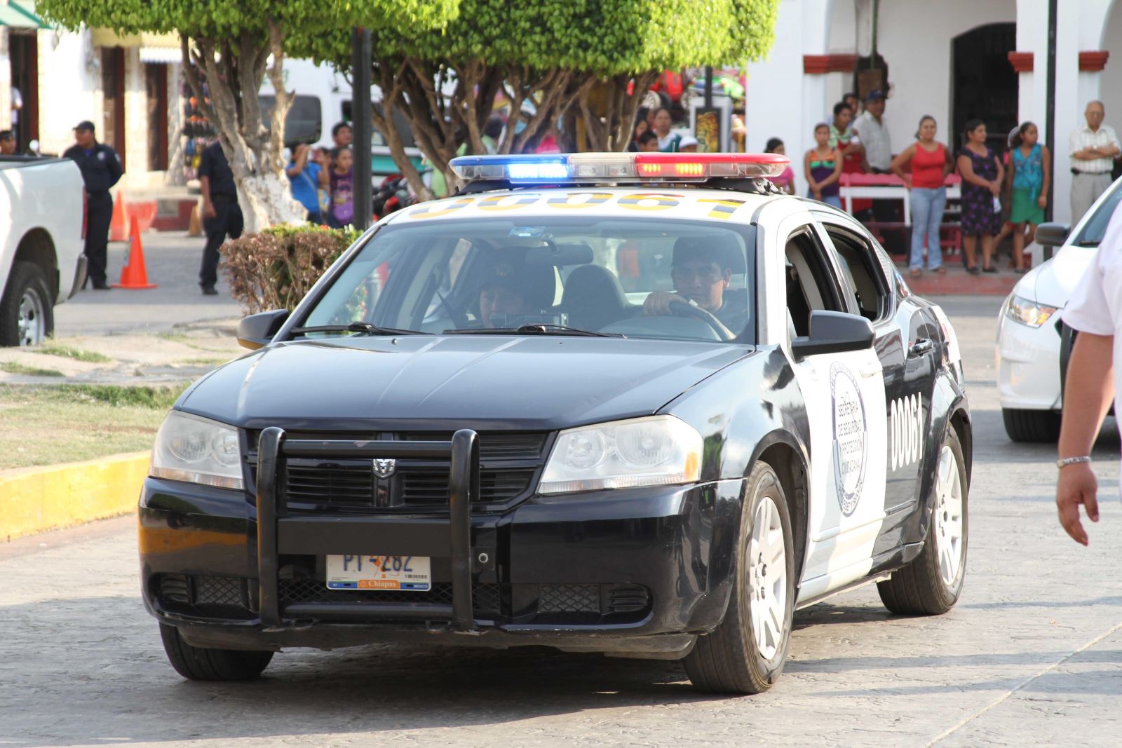 SSP y Policía Municipal, detiene a 6 presuntos respónsales de robo a transeúntes 