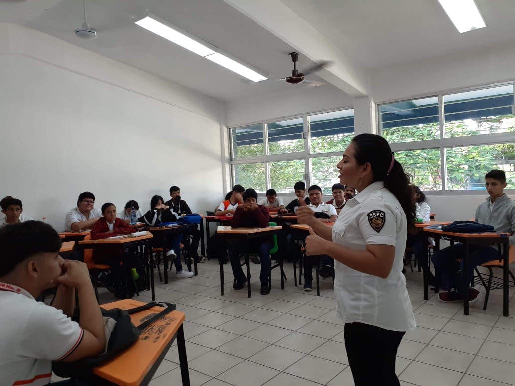 SSP imparte talleres a estudiantes y funcionarios públicos