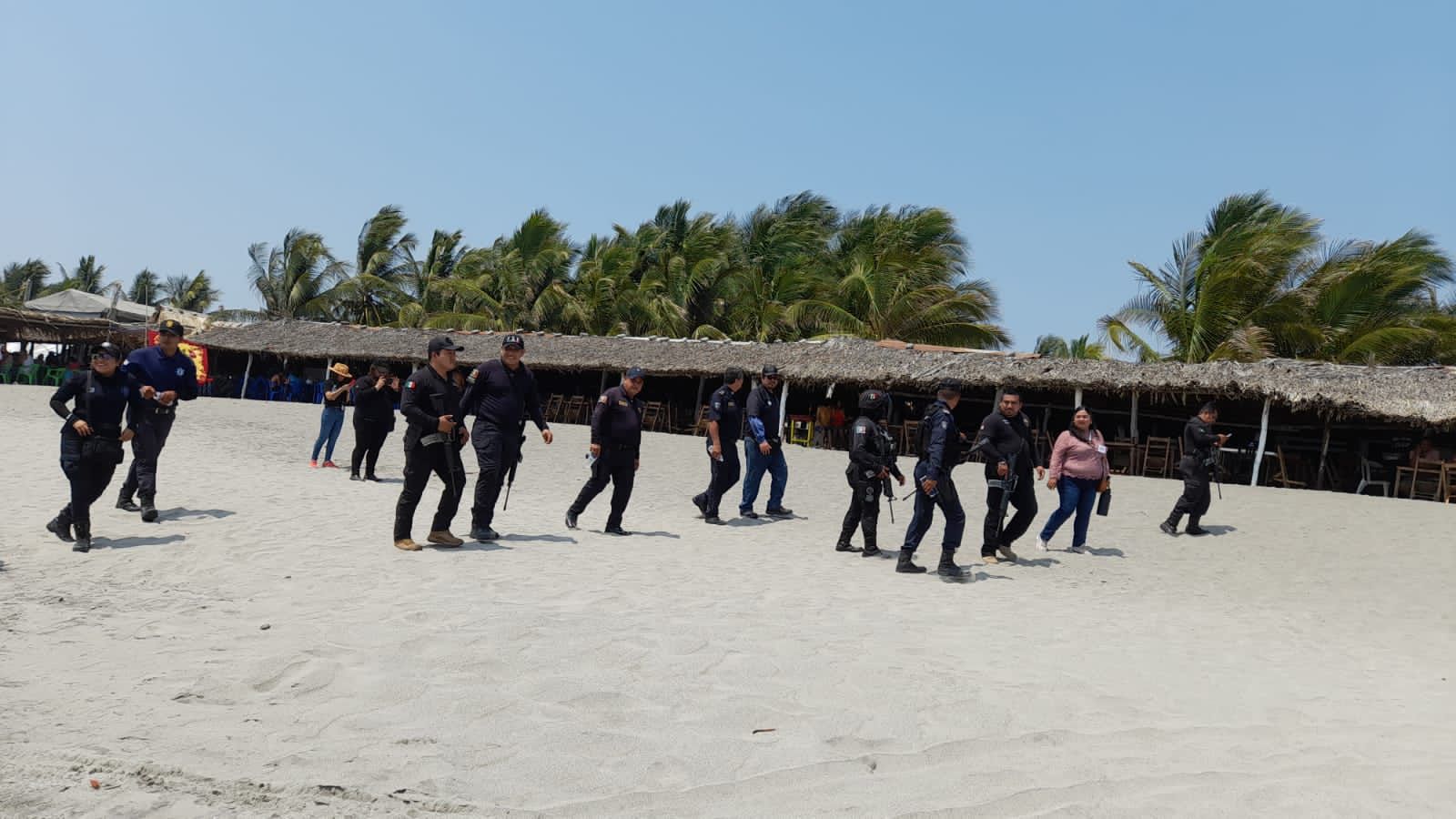 SEMANA SANTA 2023 || Realiza SSyPC operativo preventivo en playas de Pijijiapan