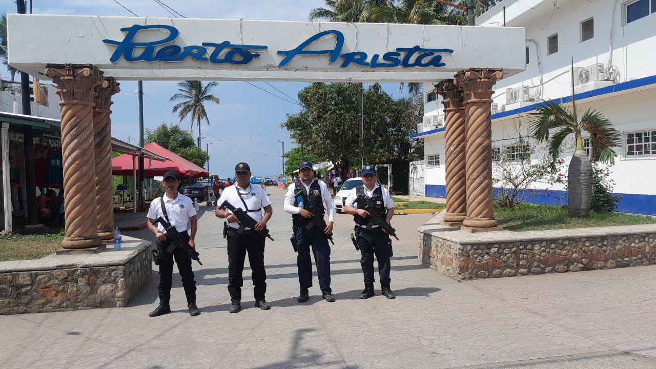 SEMANA SANTA 2023 || SSyPC realiza patrullajes en Puerto Arista y Playa del Sol