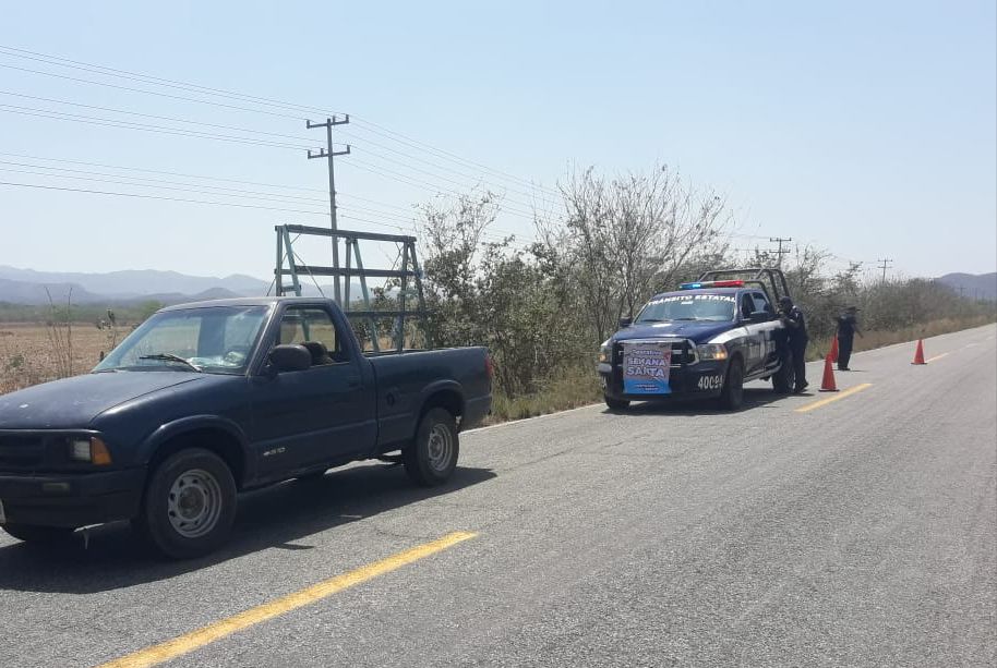 SEMANA SANTA 2023 || Elementos de SSyPC auxilian a automovilista en Jiquipilas  