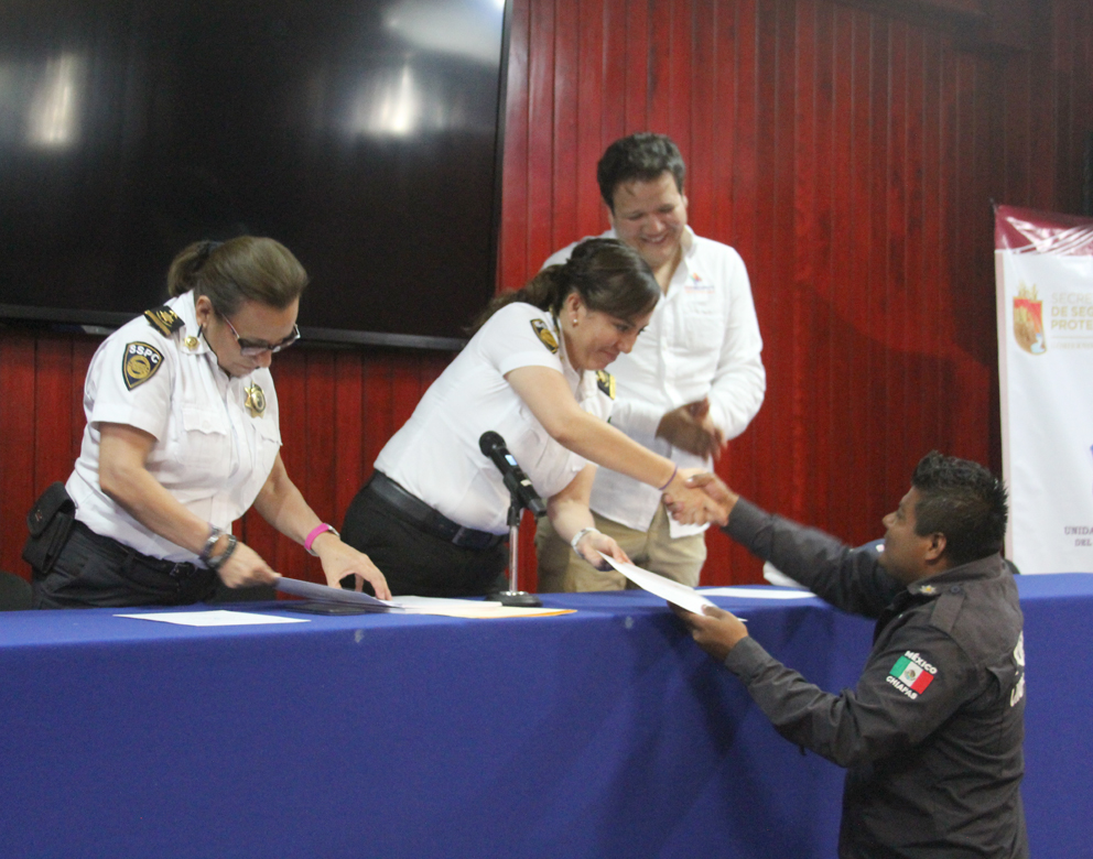 Personal de la SSP se capacita en terapia infantil