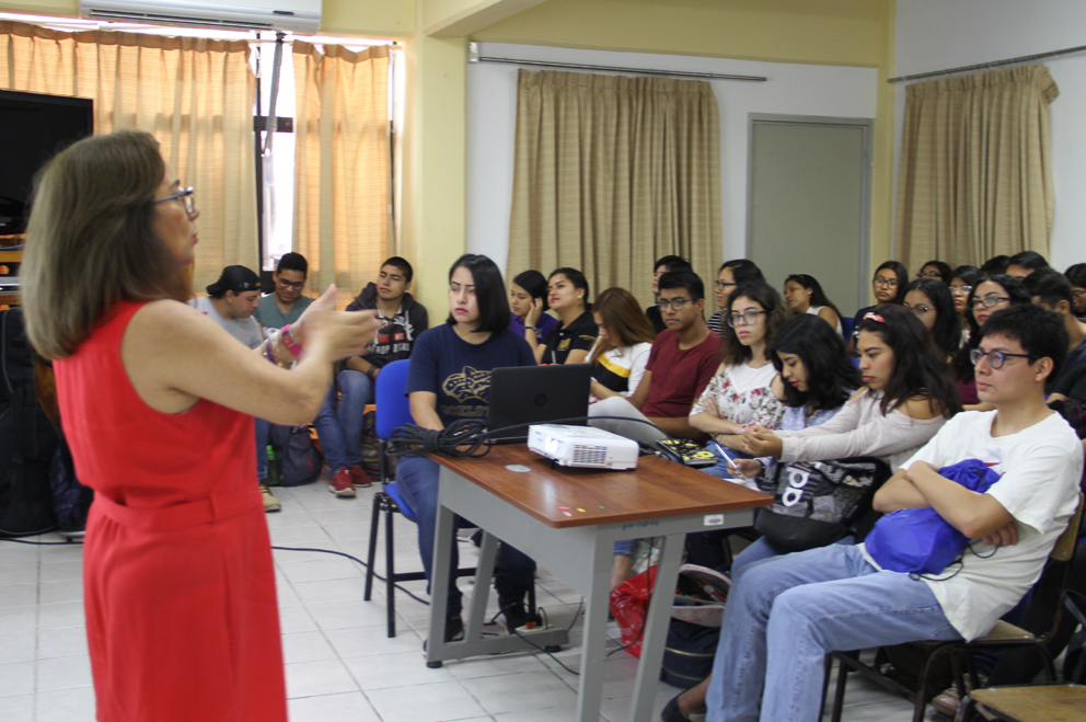 SSP imparte pláticas salud sexual reproductiva y derechos Humanos a universitarios