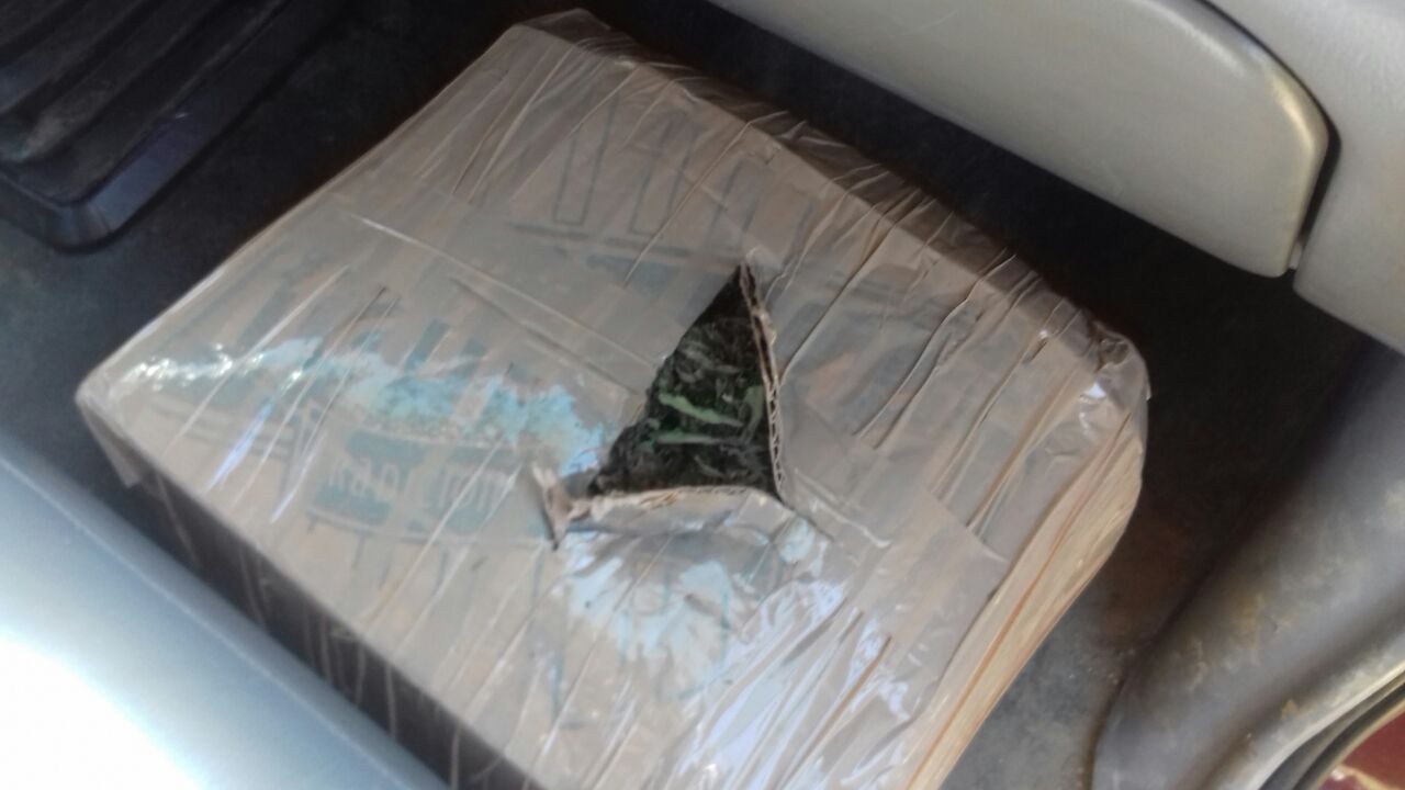 SSP localiza droga en vehículo abandonado