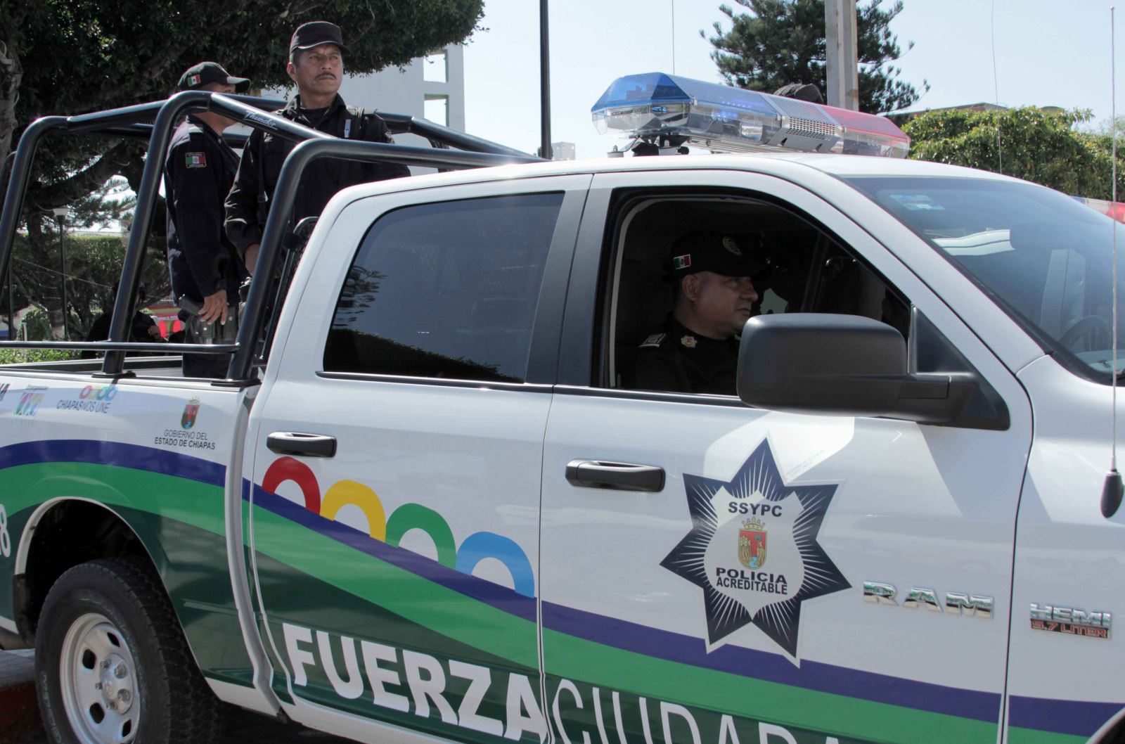 A través del operativo “Por un Comitán más seguro” se detienen a personas por robo y violencia de género