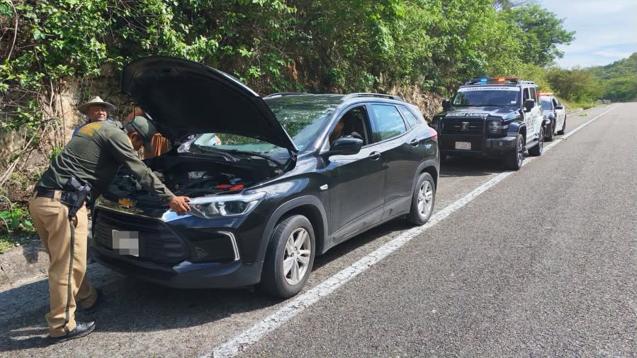 Fortalece Guardia Estatal de Caminos la atención a la ciudadanía con auxilio vial en carreteras de Chiapas
