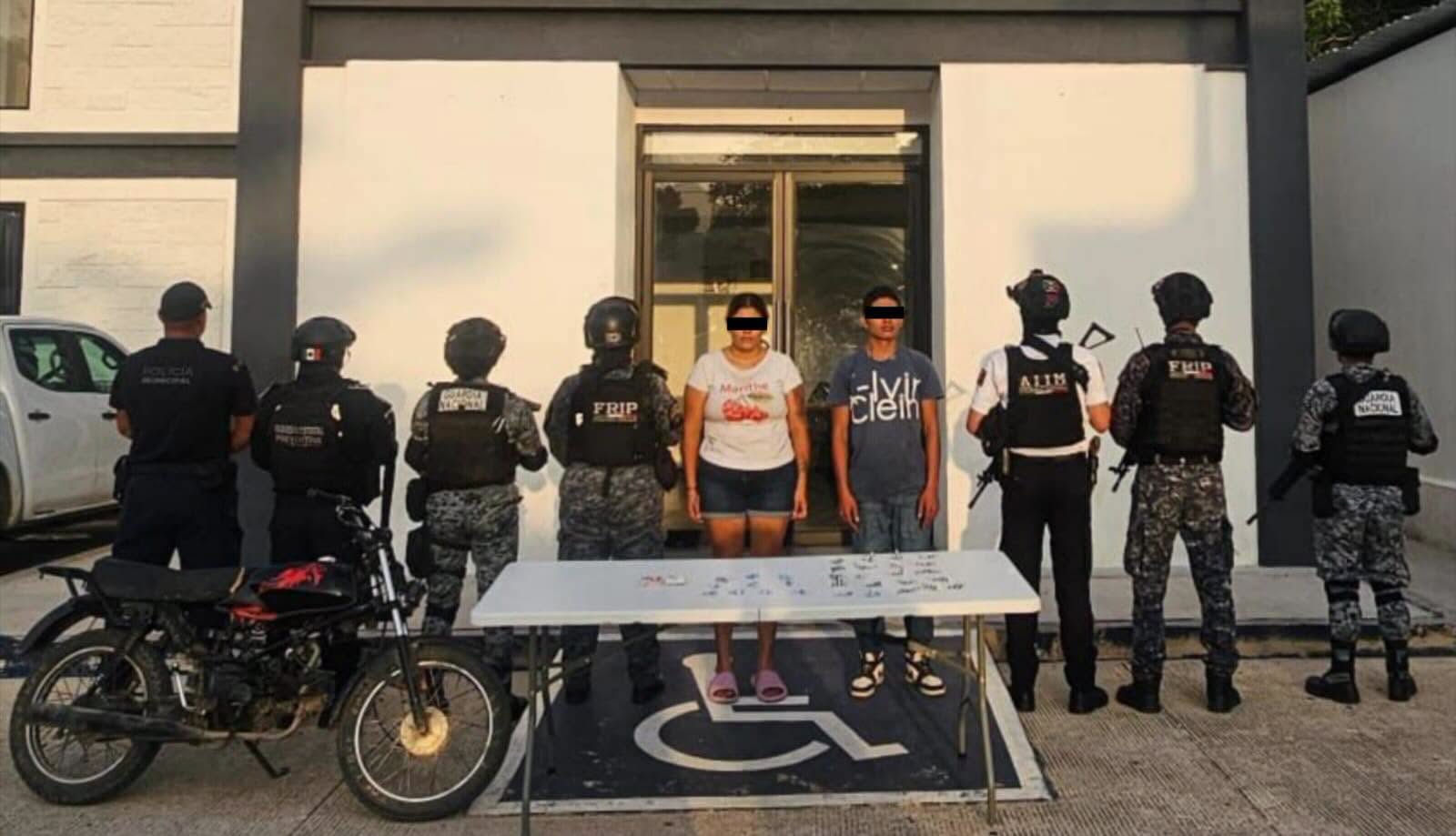Dos detenidos con presunto cristal y cocaína en Villaflores