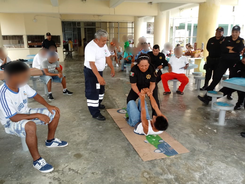 SSP capacita sobre primeros auxilios a internos y custodios