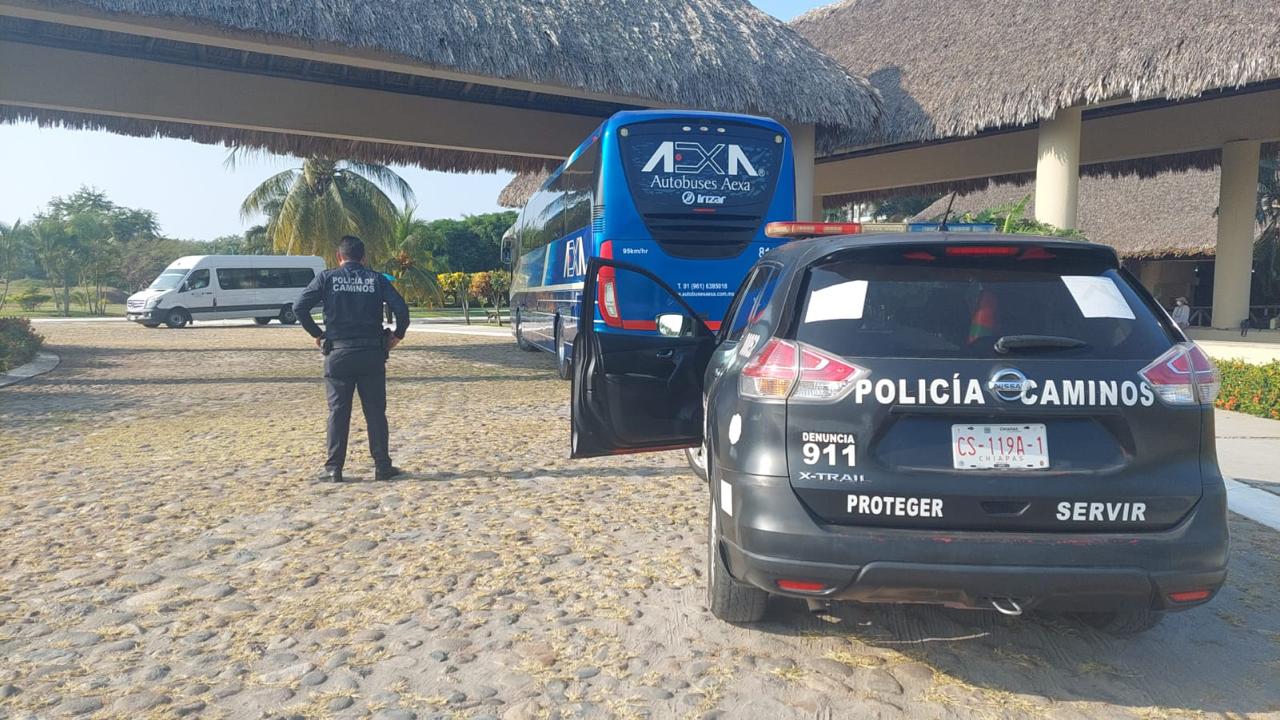 Escolta SSyPC a turistas del Crucero “Insignia” en el Soconusco