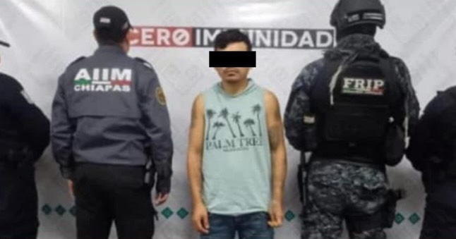 SSP, FGE y Policía Municipal aprehenden a dos presuntos responsables de robo con violencia en Tuxtla