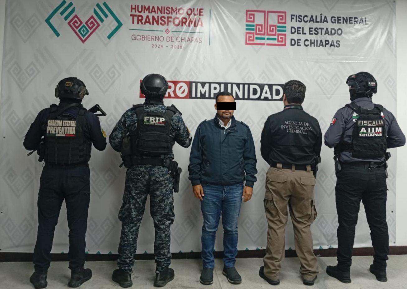 LA LEY SE APLICA SIN DISTINGOS: SSP CUMPLE ORDEN DE APREHENSIÓN CONTRA SERVIDOR PÚBLICO EN FUNCIONES