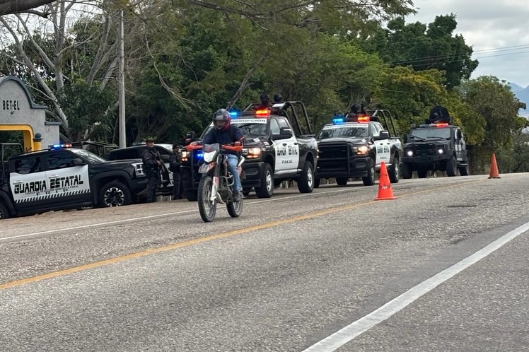 SSP supervisa el punto de inspección “Cruce la Jota” en el municipio de Jiquipilas.