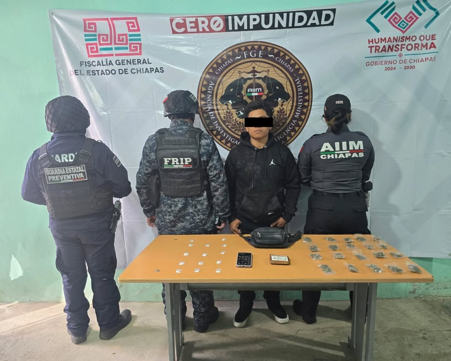 Detiene SSP en flagrancia a masculino por delitos contra la salud en San Cristóbal de Las Casas