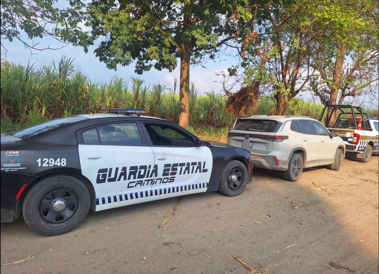 En reacción inmediata, recupera Guardia Estatal de Caminos vehículo con reporte de robo en Mazatán