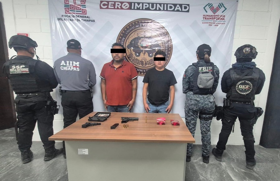Detención en flagrancia de dos personas por violación a la Ley Federal de Armas de Fuego y Explosivos 