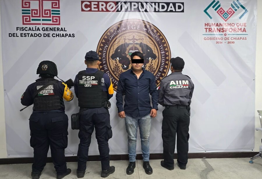 Detiene Guardia Estatal Preventiva y FGE a masculino por posesión de un vehículo con reporte de robo en Tuxtla 