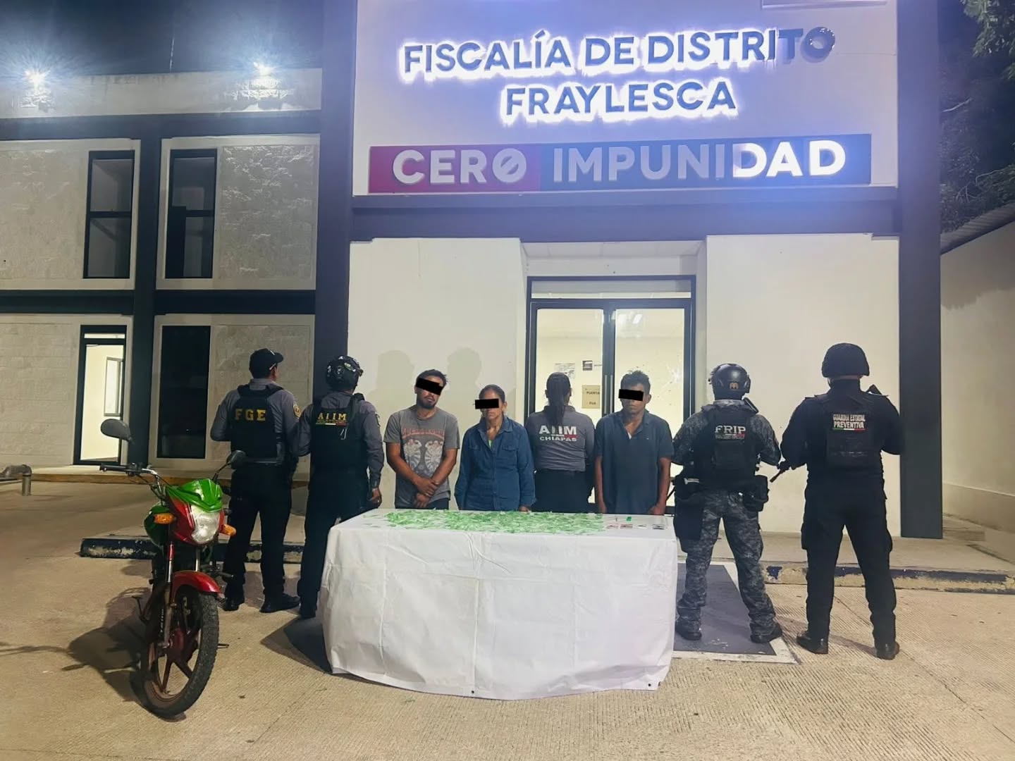 SSP y FGE logra detención de personas como probables responsables del delito de narcóticos en Villaflores