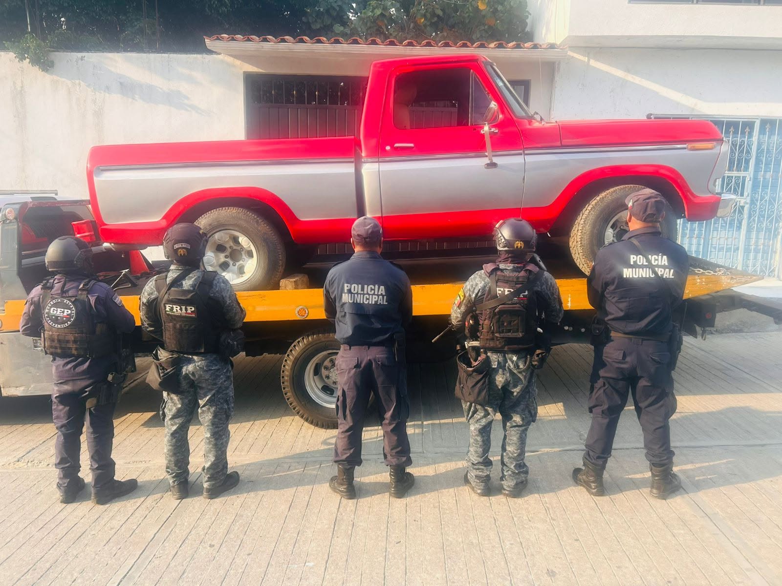 SSP recuperó vehículo con reporte de robo en Villa Corzo