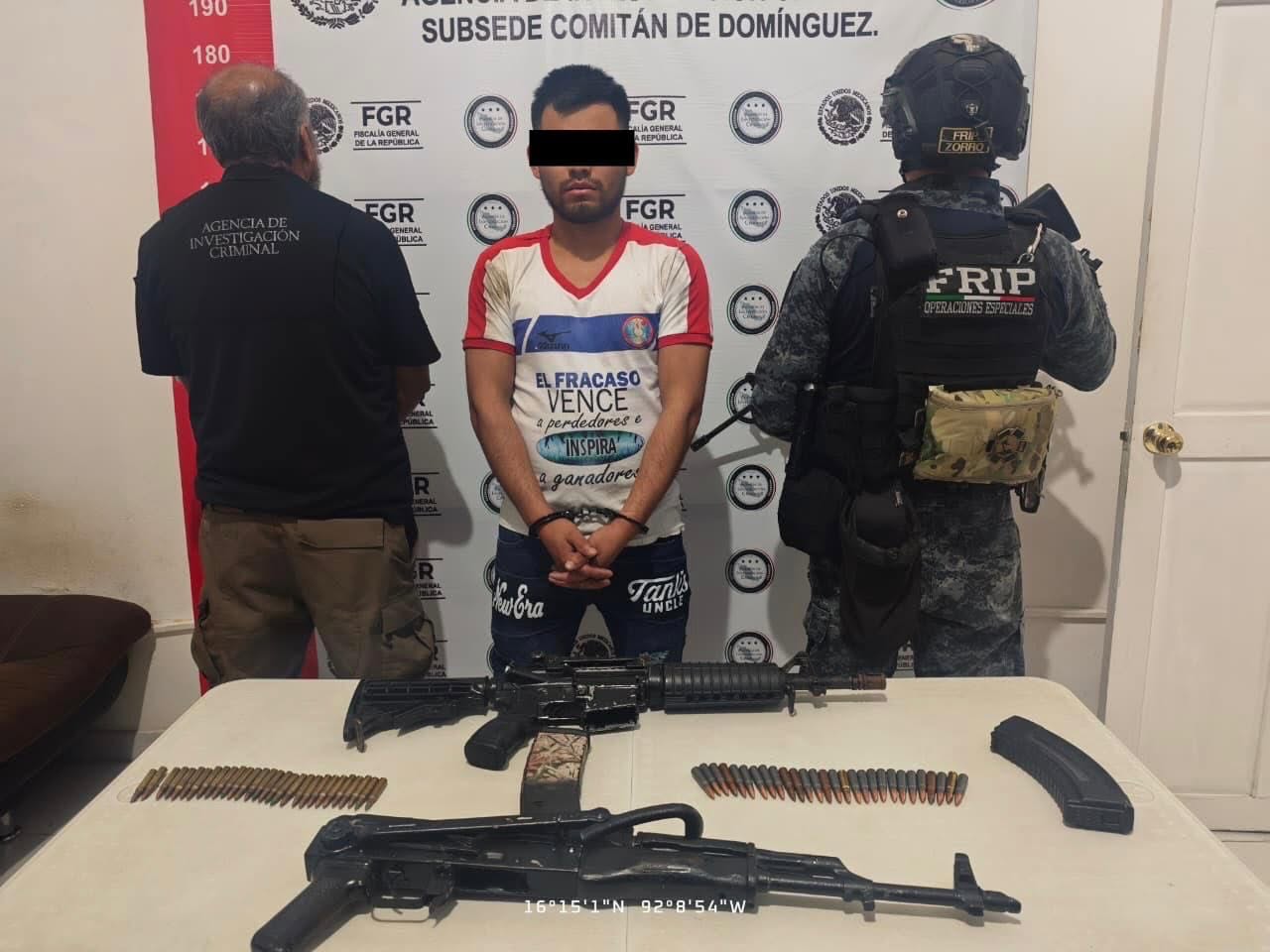 Fuerza Interinstitucional detiene a presunto integrante de grupo delictivo con armas de alto poder en Comitán 