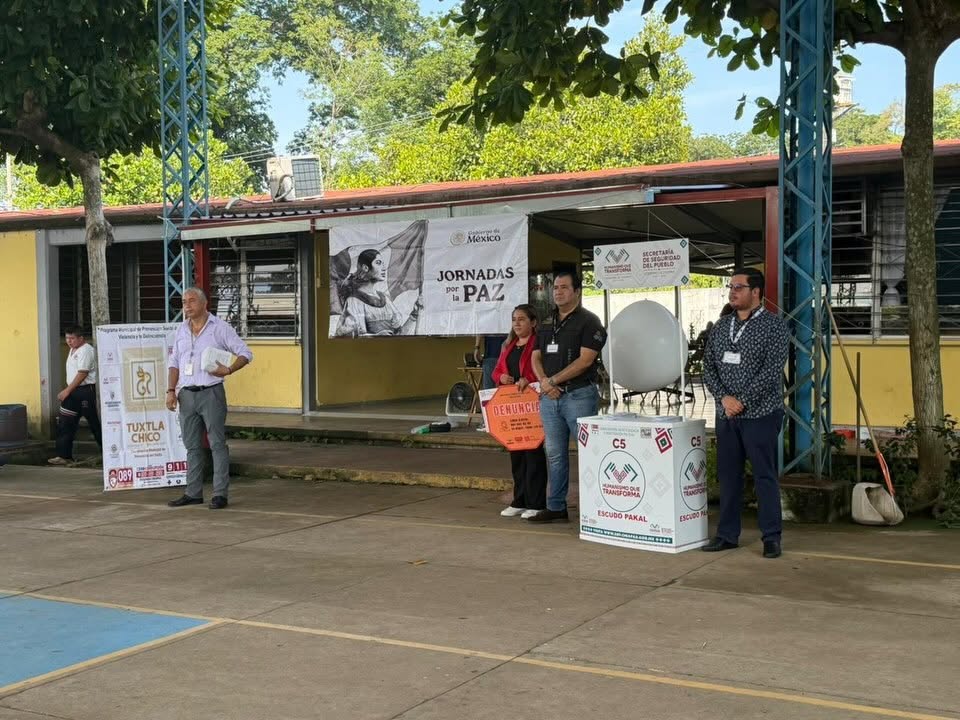 Promueve SSP uso responsable de los números de emergencia en Tuxtla Chico