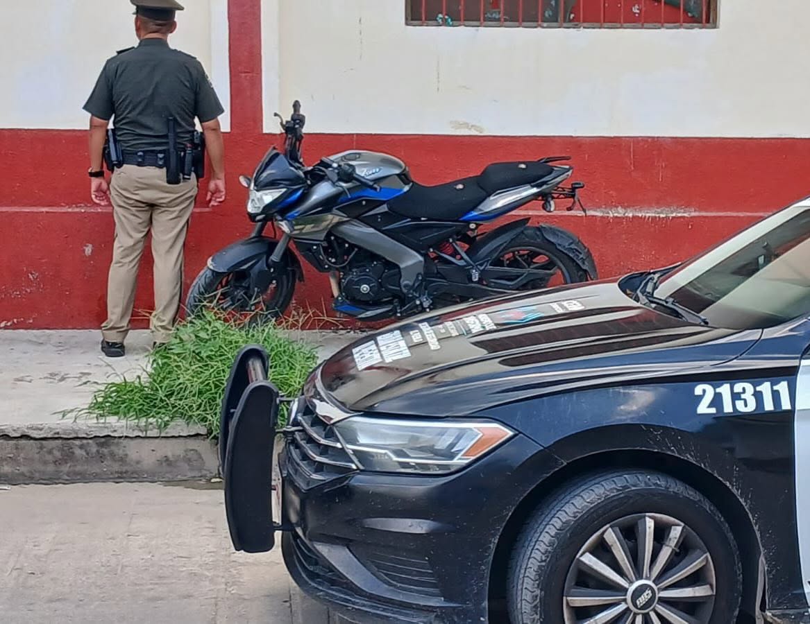 SSP y FGE logran detención y aseguramiento de un vehículo en Mapastepec