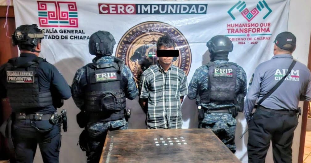 SSP y FGE ponen a disposición a masculino por delitos contra la salud en Berriozábal