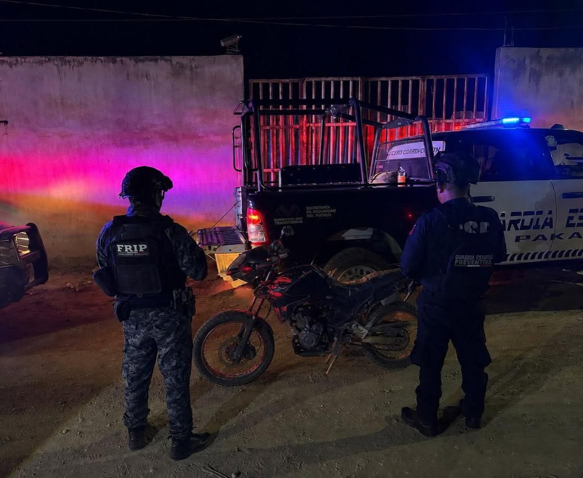 SSP asegura vehículo en estado de abandono en Cintalapa