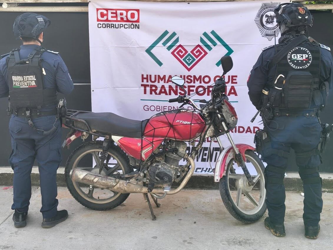 SSP asegura vehículo con reporte de robo y recupera motocicleta abandonada en acciones coordinadas de seguridad