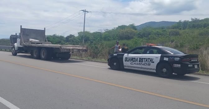 Guardia de Caminos brinda auxilio vial en Tuxtla Gutiérrez