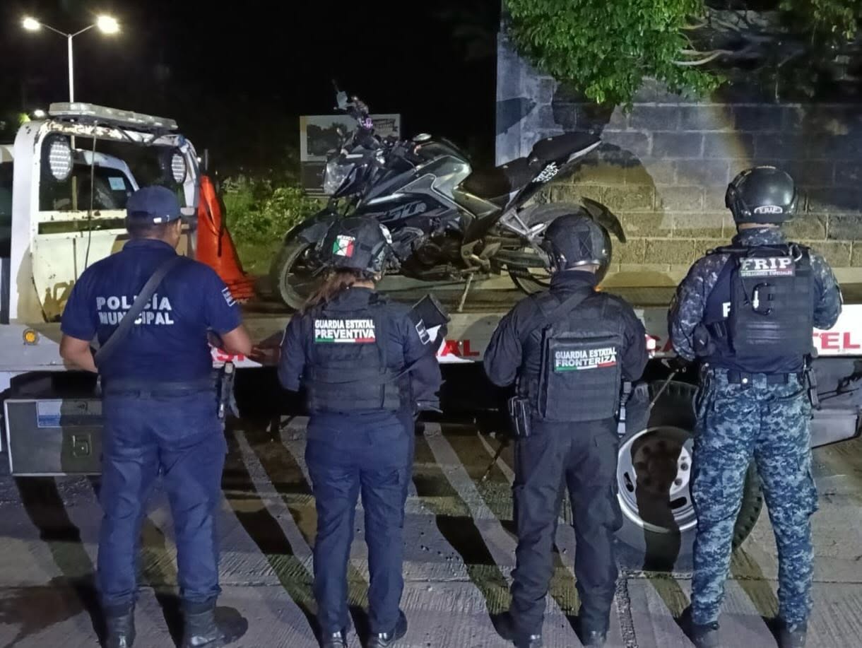 Asegura SSP y FGE motocicleta en estado de abandono en Tapachula