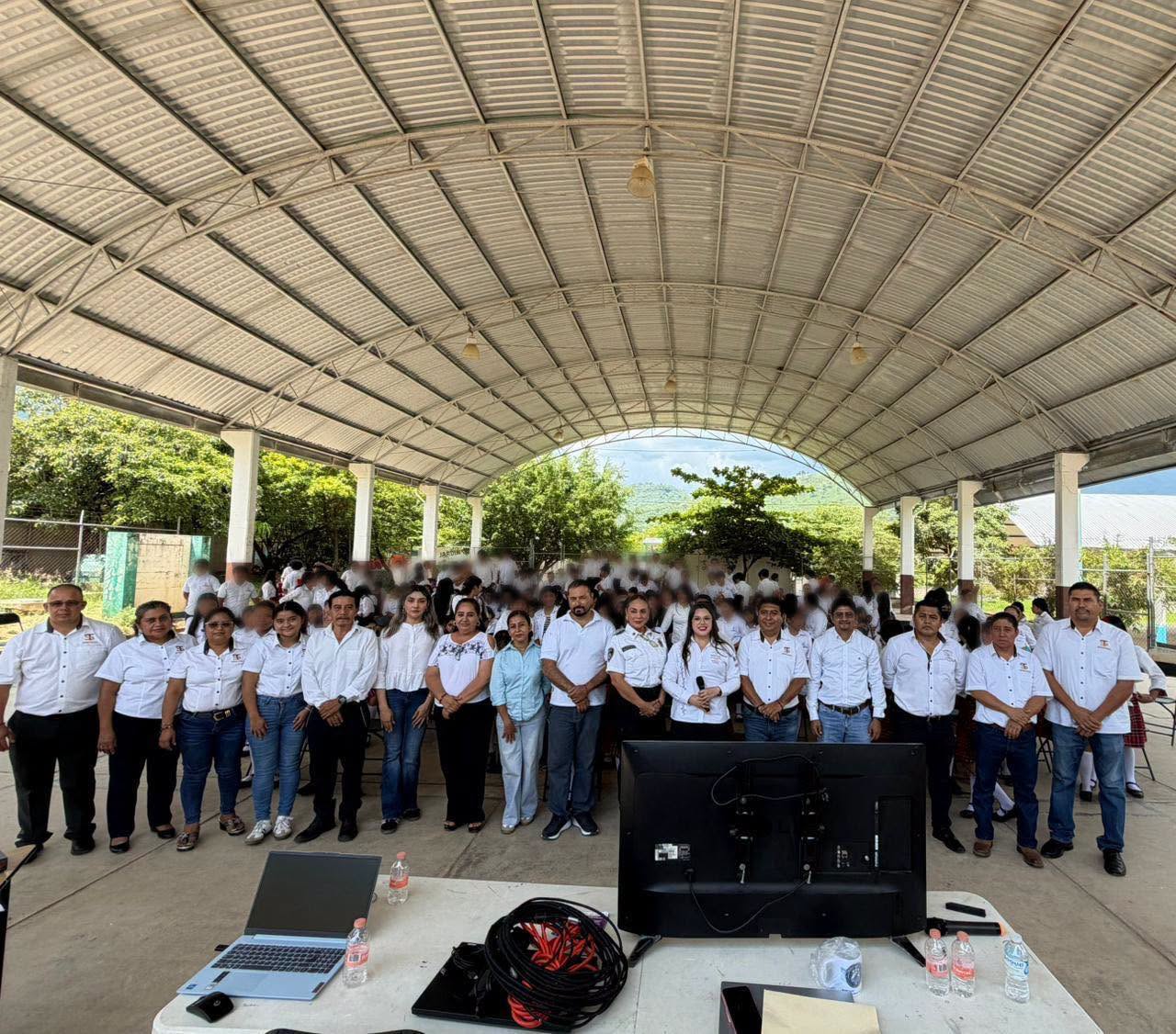 Imparte Guardia Estatal Cibernética pláticas sobre Violencia Digital y Ciberbullying en Ángel Albino Corzo