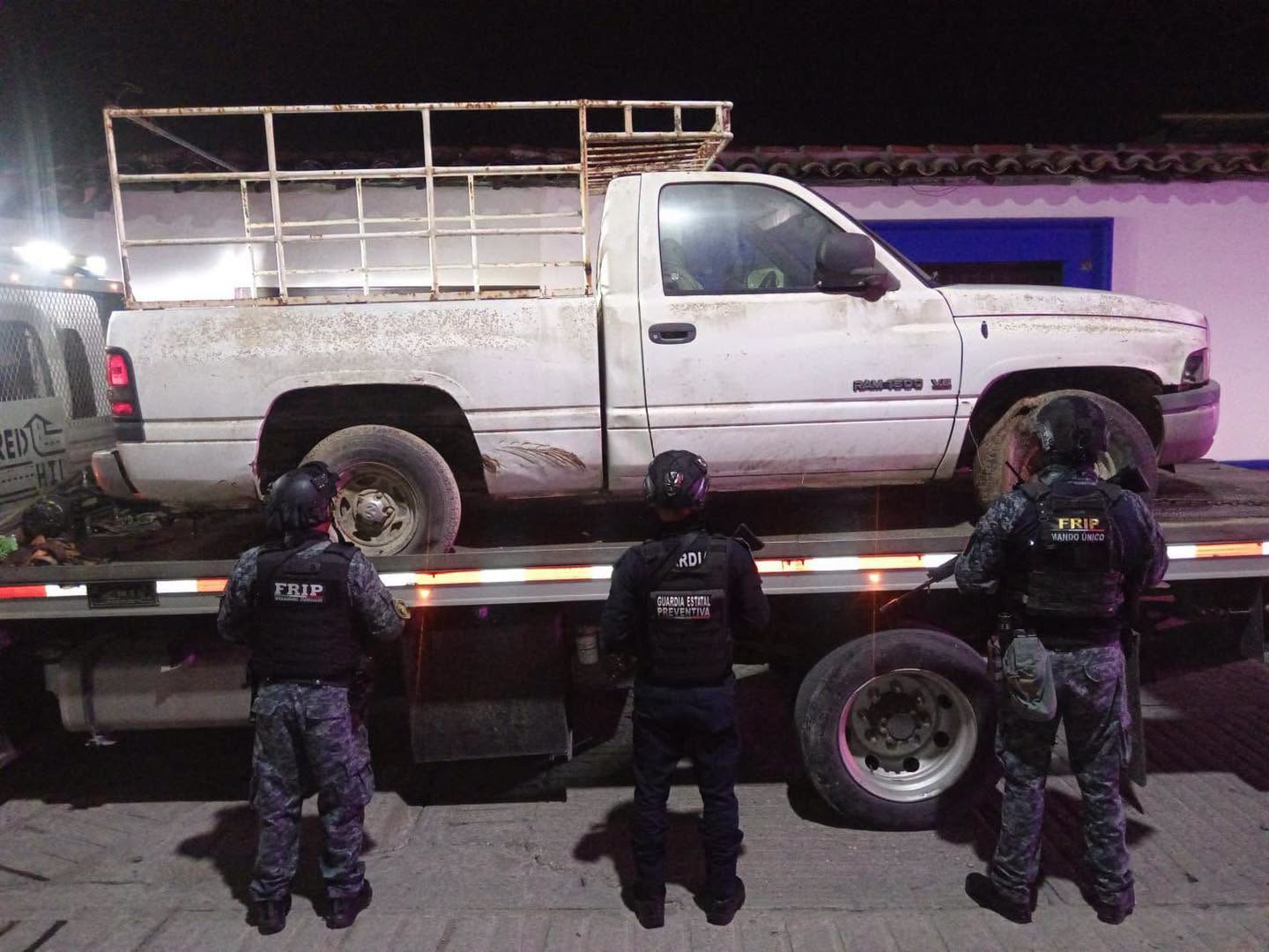 Asegura SSP vehículo abandonado en Ocozocoautla