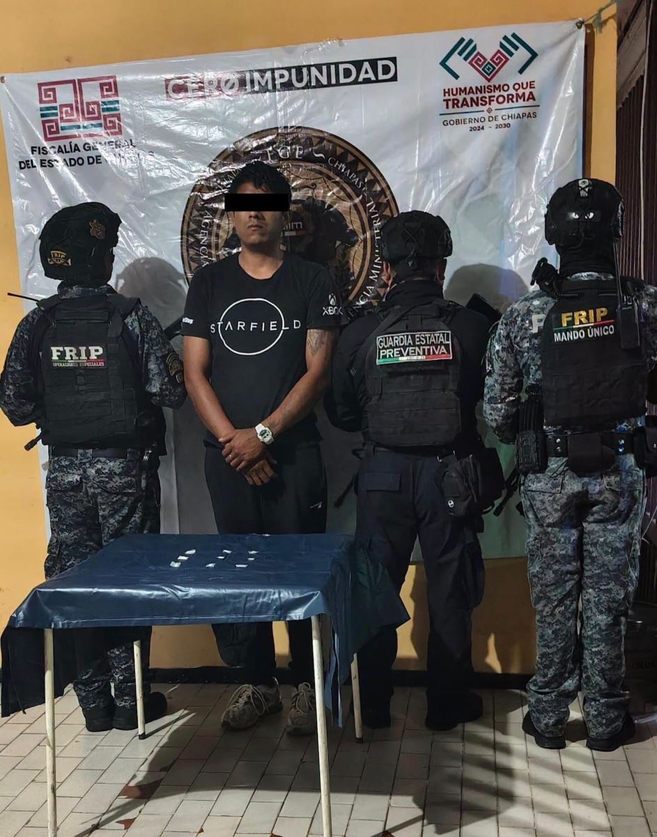 Puesta a disposición de una persona del sexo masculino por delitos contra la salud, en Ocozocoautla de Espinosa