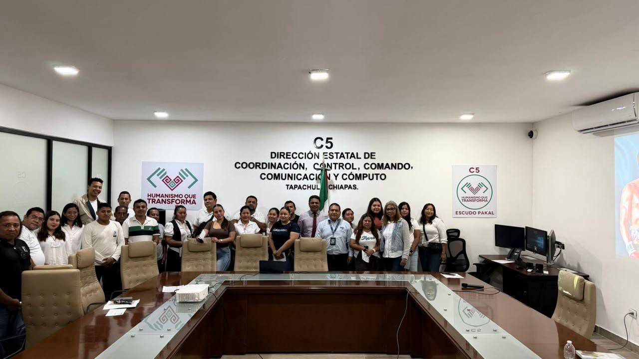 Capacitan con curso “Formadores de líderes"  a personal de  Escudo Pakal C5 Tapachula 