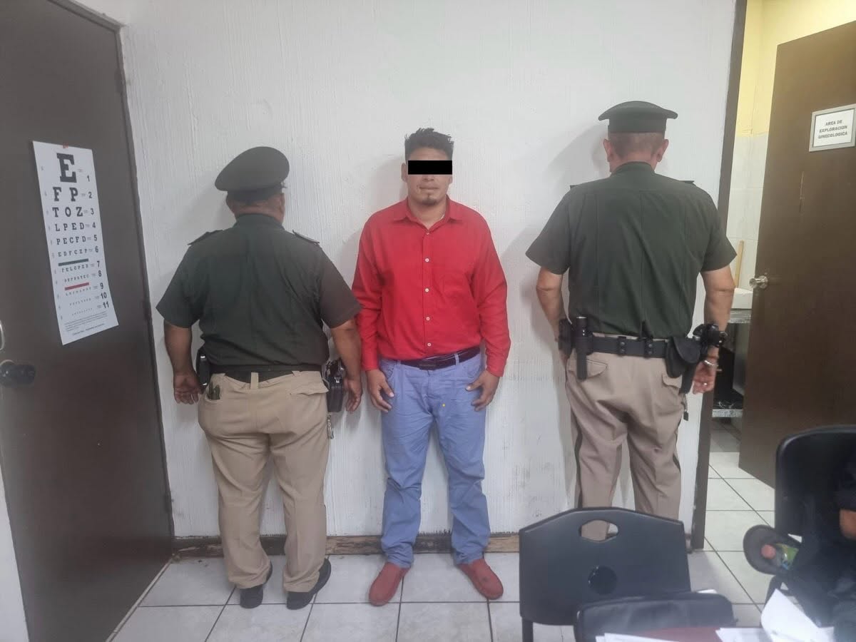 Detiene SSP a masculino por conducir una motocicleta con placas sobrepuestas en Tapachula