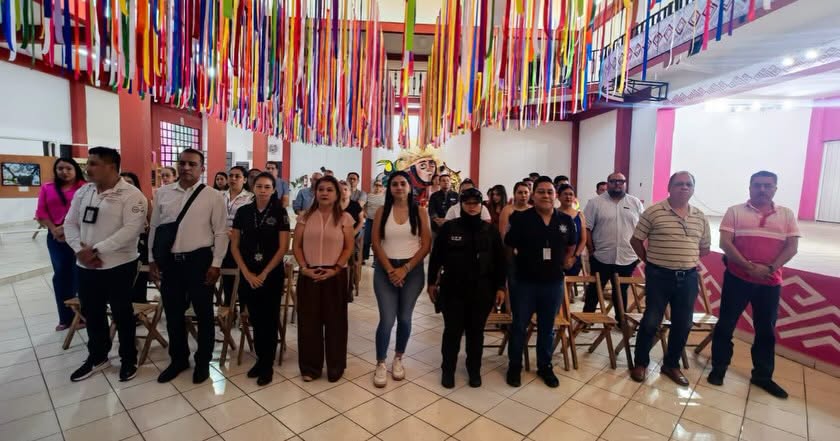 Imparte SSP plática “Prevención del delito de extorsión” a empresarios en Cintalapa de Figueroa