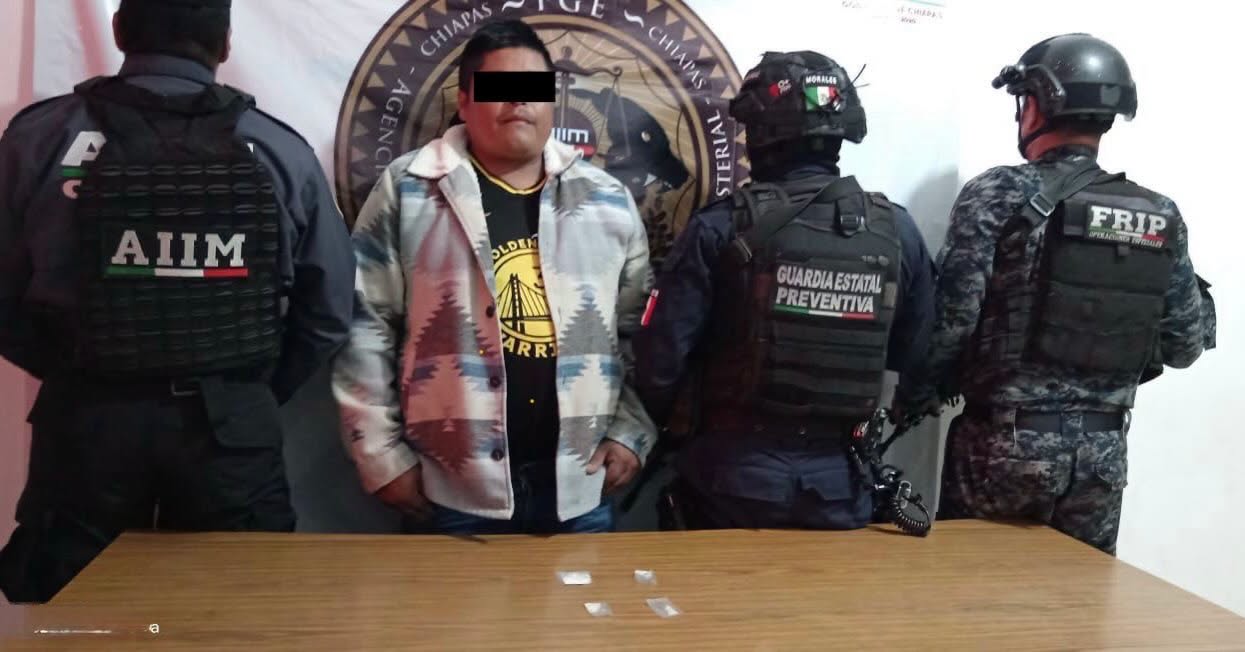 Detiene SSP a masculino por delitos contra la salud en Tapilula