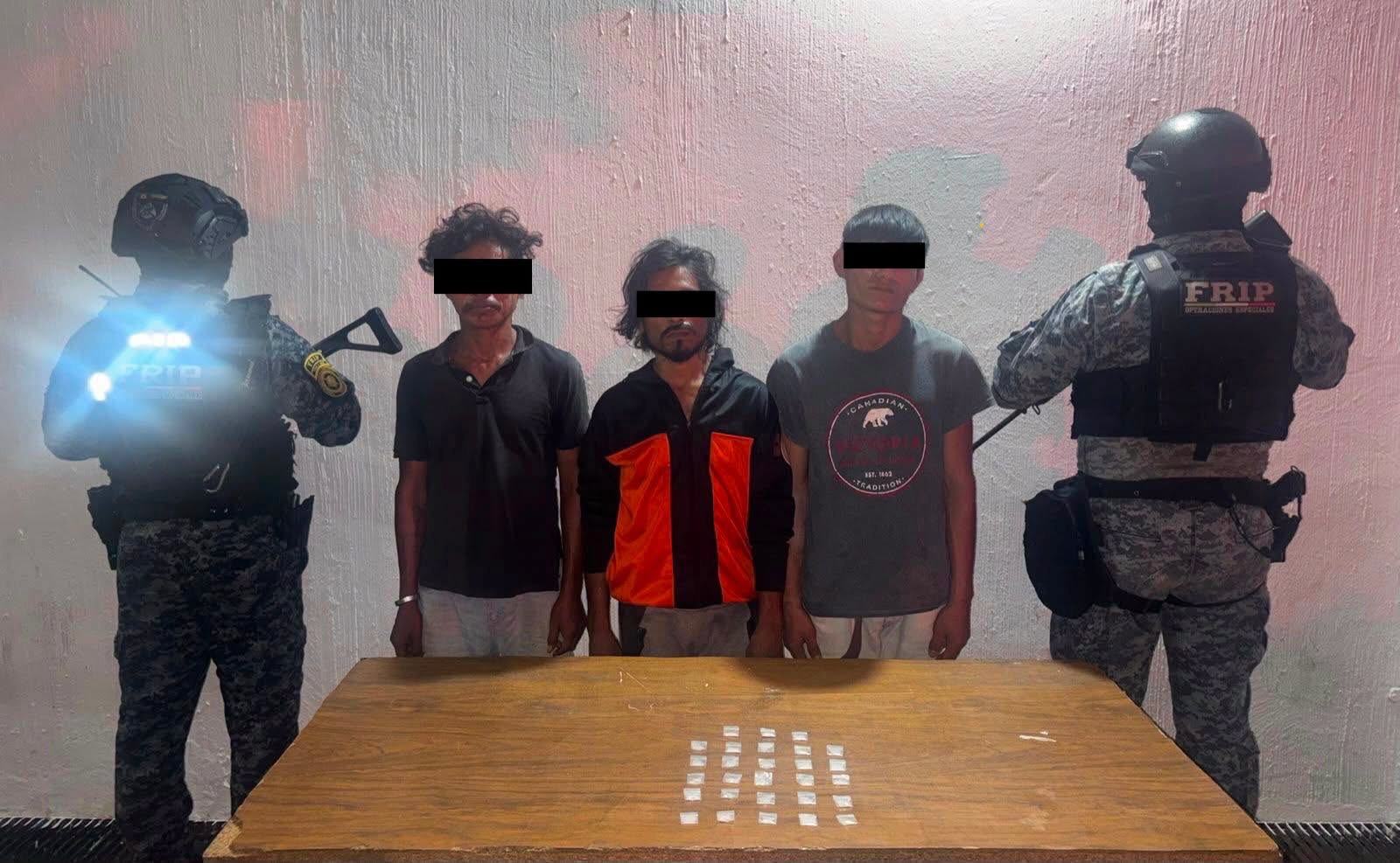Detiene SSP a tres masculinos por delitos contra la salud en Tuzantán