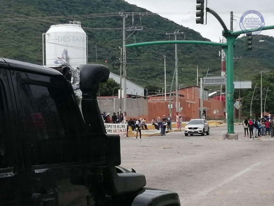 SSP RESTABLECE EL ESTADO DE DERECHO EN VÍAS DE TUXTLA GUTIÉRREZ 